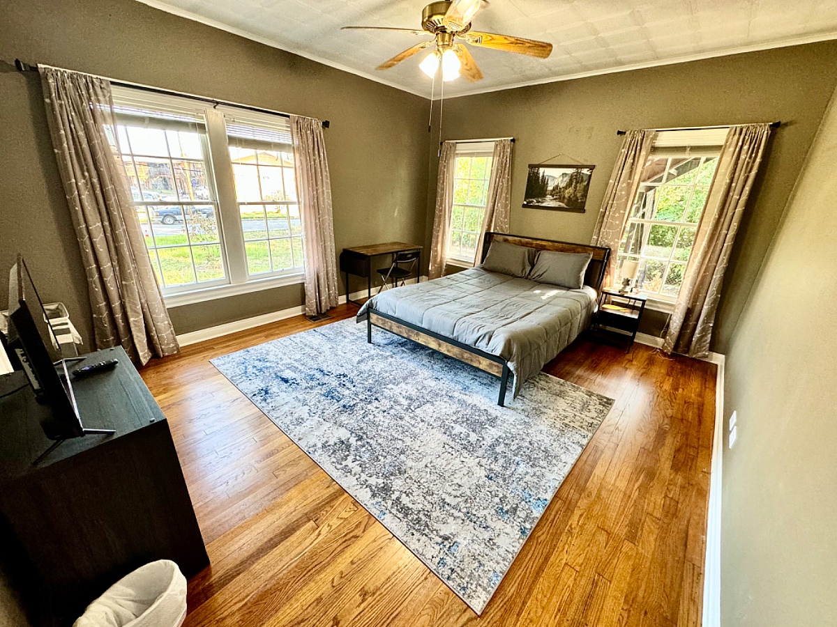 Room 1